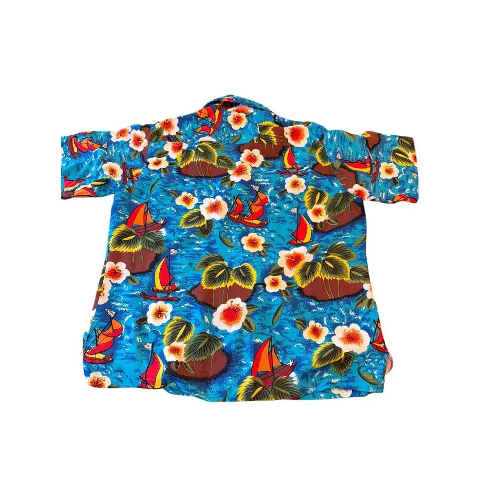 Hawaiian Mens Button-Up Shirt With Tropical Design & Sailboat Print - Picture 5 of 5